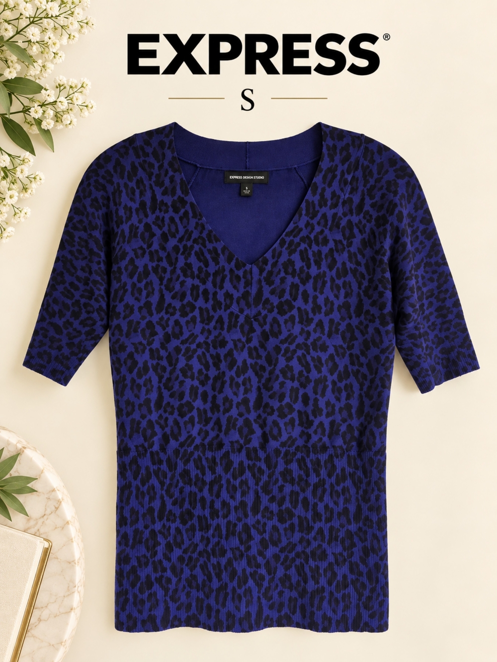 Express Purple Leopard-Print V-Neck Short Sleeve Cotton Blend Top, Size Small